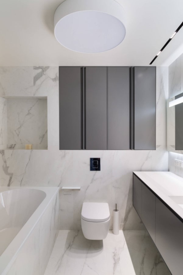 moderný dizajn kúpeľne