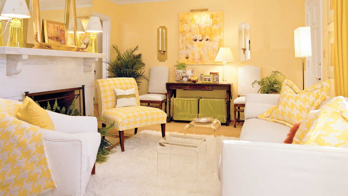 obývací pokoj v medově žlutých tónech