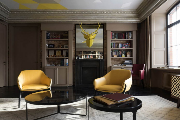 Ruang tamu gaya Scandinavia dengan kerusi kulit berwarna kuning