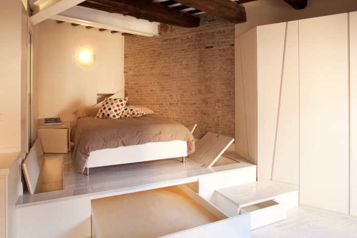 compacte slaapkamer in loftstijl