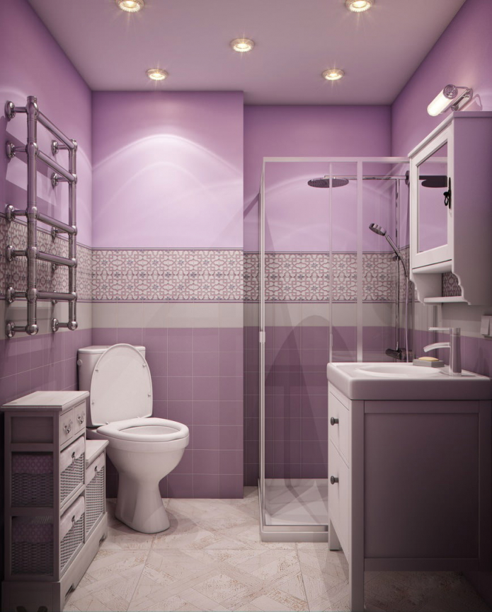 kombineret badeværelse med fliser på væggene