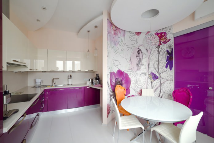fotomurali bianchi e viola in cucina