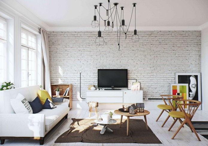 bílá cihlová zeď v interiéru obývacího pokoje