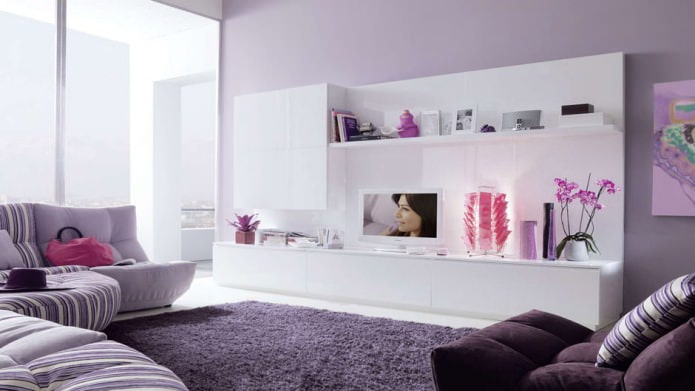 lila dizajn obývacej izby
