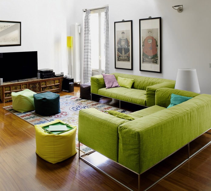 sala de estar en tonos verdes