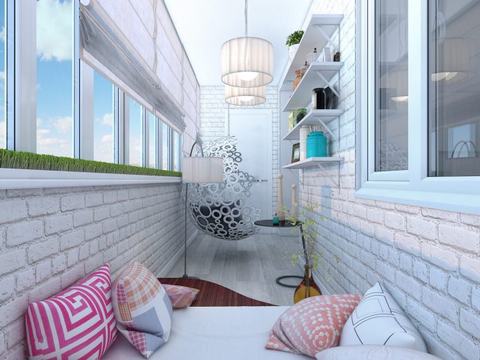balcon în designul unui apartament cu 3 camere
