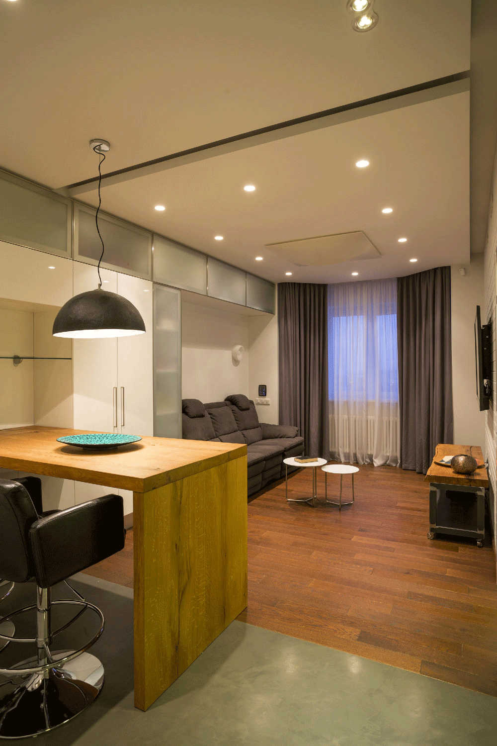 Il·luminació en el disseny d’un apartament de dues habitacions de 43 m². m.