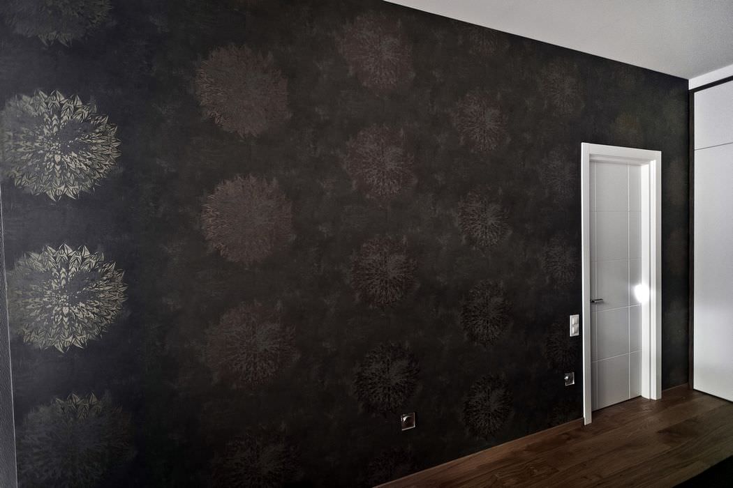 paper pintat en el disseny d’un apartament de 64 m². m.