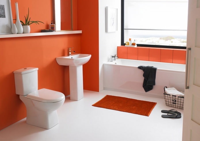 kylpyhuone oranssina