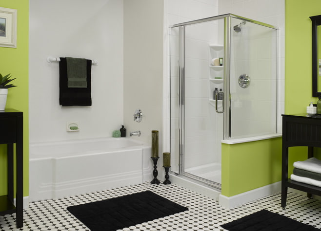 Foto af et grønt badeværelse