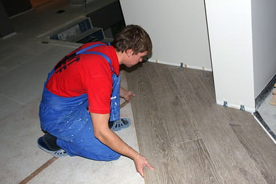 pemasangan lamina di lantai