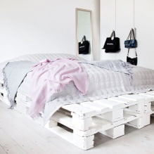 Интериорна декорация на спалня в пастелни цветове-7