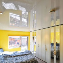 Yatak odasında germe tavanlar: 60 modern seçenek, iç mekanda fotoğraf-22