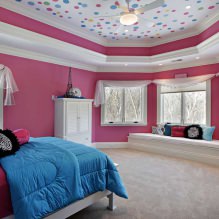 Sostres elàstics al dormitori: 60 opcions modernes, fotos a l'interior-10