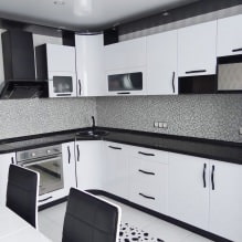 Siyah tezgahlı beyaz bir mutfak tasarımı: 80 en iyi fikir, iç mekanda fotoğraflar-16