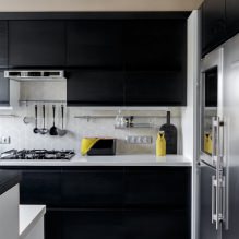 Zwarte set in het interieur in de keuken: ontwerp, behangkeuze, 90 foto's-19
