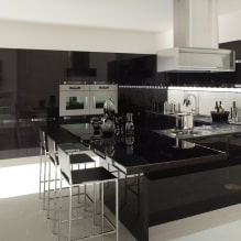 Musta sisustus keittiön sisustuksessa: suunnittelu, taustakuvan valinta, 90 valokuvaa-13