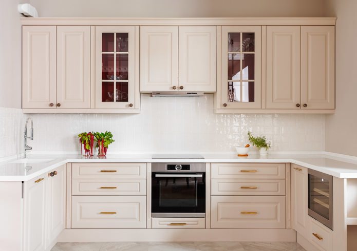 Beige sæt i det indre af køkkenet: design, stil, kombinationer (60 fotos)