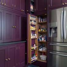 Violetti setti keittiössä: muotoilu, yhdistelmät, tyylin valinta, tapetti ja verhot-6