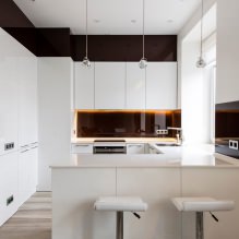 Biela kuchynská súprava: vlastnosti podľa výberu, kombinácia, 70 fotografií v interiéri-18