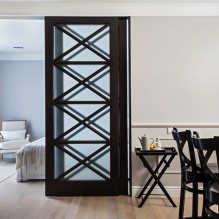 Uși întunecate în interior: combinație cu culoarea podelei, pereților, mobilierului (60 fotografii) -6