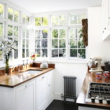 Nhà bếp màu trắng với mặt bàn gỗ: 60 bức ảnh hiện đại và các tùy chọn thiết kế-20