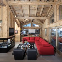 Sofa merah di pedalaman: jenis, reka bentuk, kombinasi dengan kertas dinding dan langsir-22