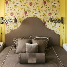 Paper pintat groc a l'interior: tipus, disseny, combinacions, elecció de cortines i estil-11