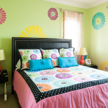 Svetlozelená tapeta v interiéri: typy, dizajnové nápady, kombinácia s inými farbami, záclony, nábytok-2