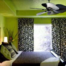 İç mekanda açık yeşil duvar kağıdı: türleri, tasarım fikirleri, diğer renklerle kombinasyon, perdeler, mobilyalar-3