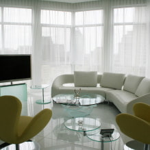 Sofa putih di pedalaman: 70 foto moden dan idea reka bentuk-2