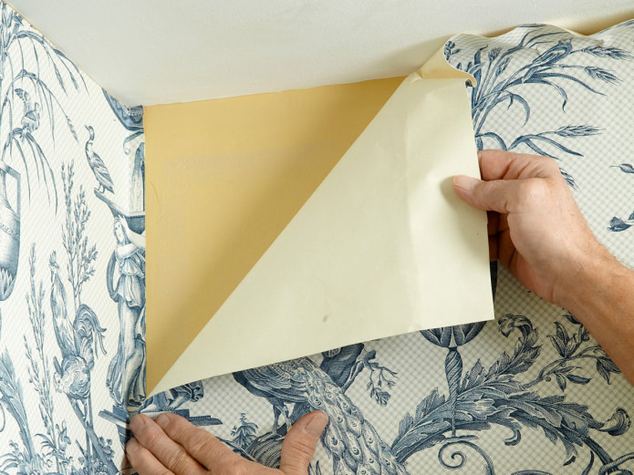Comment coller du papier peint dans les coins: instructions, collage du coin extérieur, intérieur, amarrage