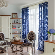 Modré záclony v interiéri - štýlové dizajnérske nápady-7