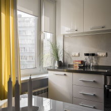 Mutfak için stor perdeler: çeşitleri, malzemeleri, tasarımı, renkleri, kombinasyonu-3
