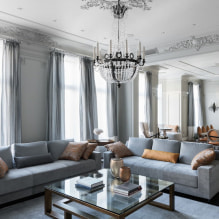 Sofa kelabu di pedalaman: jenis, foto, reka bentuk, kombinasi dengan kertas dinding, langsir, hiasan-5