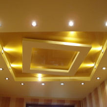 Kombinované sadrokartónové dosky a strečové stropy: dizajn, farebné kombinácie, fotografia v interiéri-0