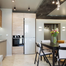 Dvouúrovňový strop v kuchyni: typy, design, barva, možnosti tvaru, osvětlení-8