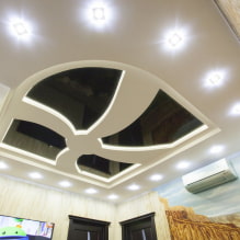 Черно-бял опънат таван: видове конструкции, текстури, форми, опции за дизайн-10