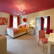 Roze plafond: soorten (stretch, gipsplaat, enz.), tinten, combinaties, verlichting-0