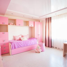 Patarimai, kaip pasirinkti lubas vaikų kambaryje: tipai, spalva, dizainas ir piešiniai, garbanotos formos, apšvietimas-4