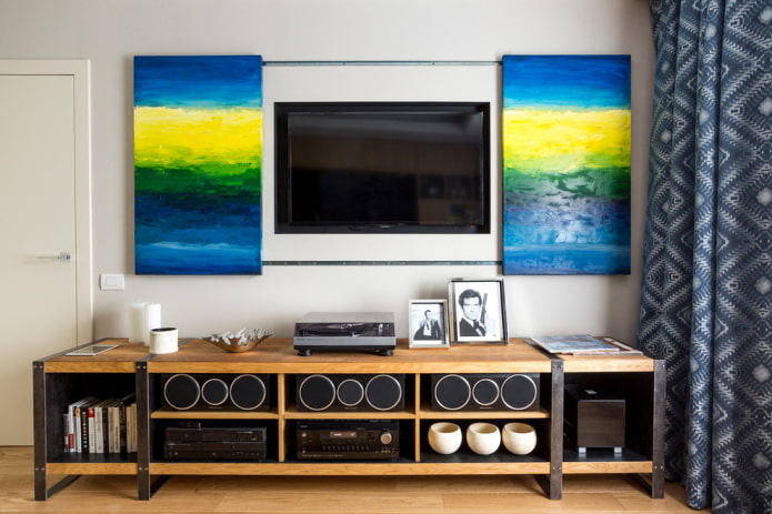 Televízor na stene: výber umiestnenia, dizajnu, farby, dekorácie steny okolo obrazovky