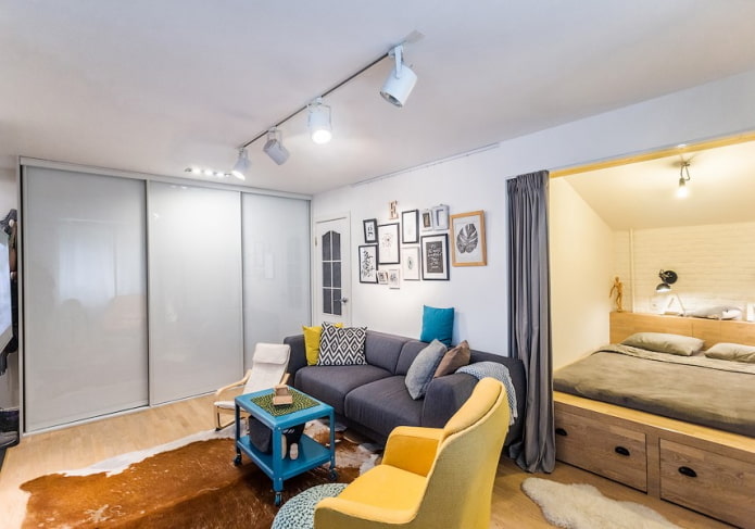 Design af en et-værelses lejlighed med en niche: foto, layout, møbelindretning