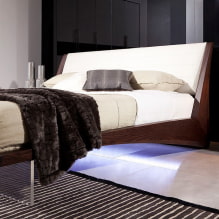 Tempat tidur terapung di pedalaman: jenis, bentuk, reka bentuk, pilihan lampu latar-0