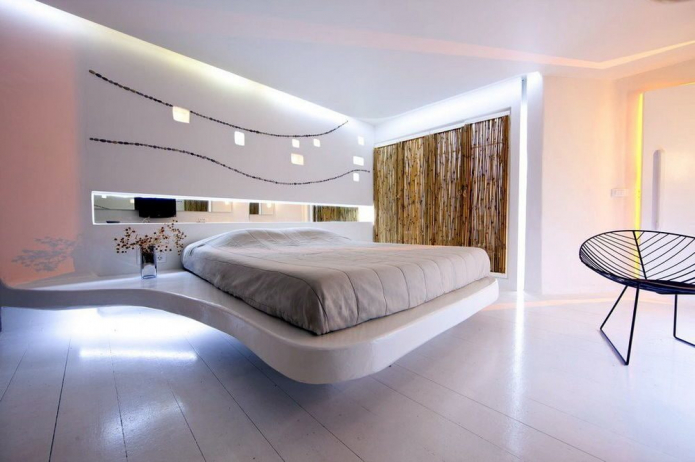 Tempat tidur terapung di pedalaman: jenis, bentuk, reka bentuk, pilihan lampu latar