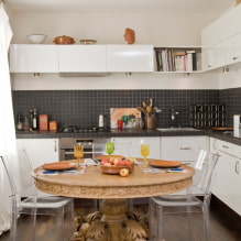 Meja bulat untuk dapur: foto, jenis, bahan, warna, pilihan lokasi, reka bentuk-6