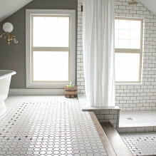 البلاط الأبيض في الحمام: التصميم ، الأشكال ، مجموعات الألوان ، خيارات الموقع ، لون الجص 6