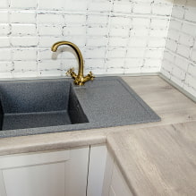 Yapay taştan yapılmış mutfak lavaboları: iç mekandaki fotoğraflar, çeşitleri, malzemeleri, şekilleri, renkleri-2