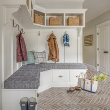 Γωνιακή ντουλάπα στο διάδρομο: τύποι, υλικά, χρώματα, σχέδιο και σχήματα, εσωτερική πλήρωση-6