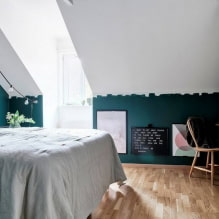 Tavan arası yatak odası: imar ve düzen, renk, stiller, kaplamalar, mobilya ve perdeler-7
