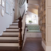 Σκάλα στον δεύτερο όροφο σε μια ιδιωτική κατοικία: τύποι, μορφές, υλικά, διακόσμηση, χρώμα, στυλ-5